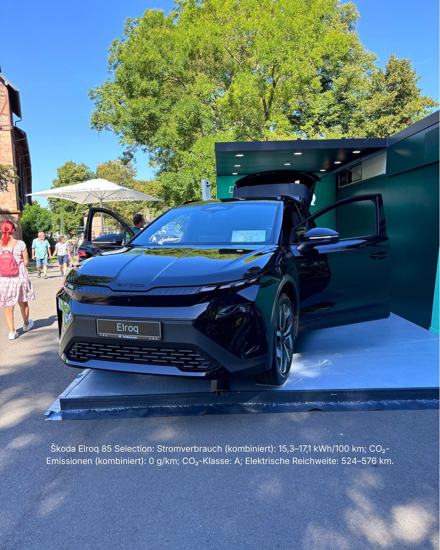 ŠKODA Elroq auf der Ausstellungsfläche im Kurpark